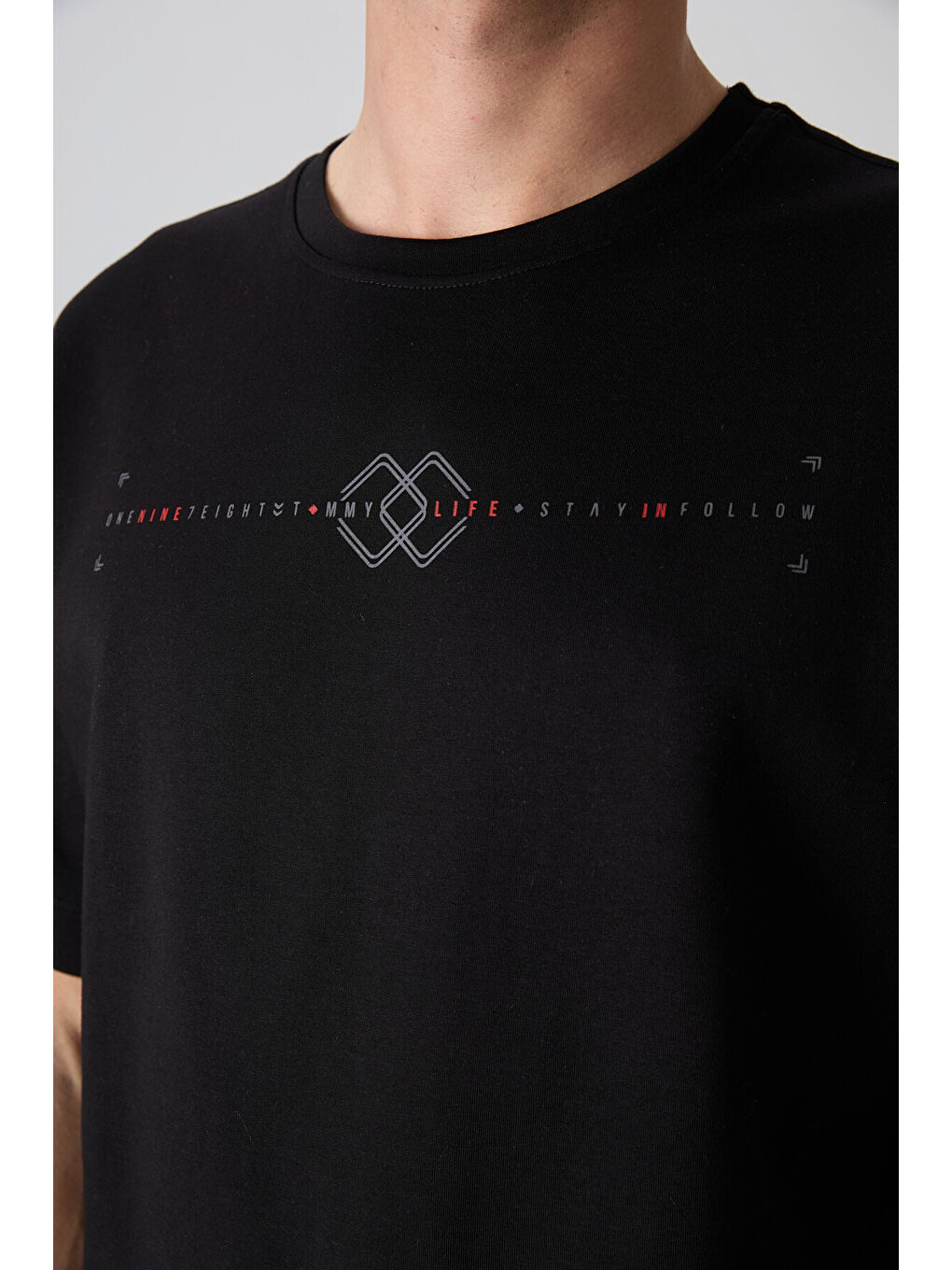 Siyah Pamuklu Kalın Yumuşak Dokulu Oversize Fit Baskılı Erkek Tişört - 88323-2