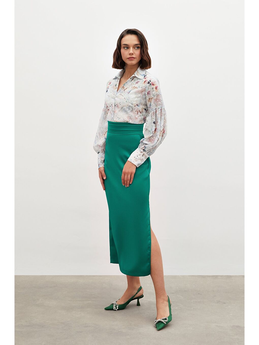 Yeşil Bel Pile Detaylı Saten Etek - Zümrüt-2