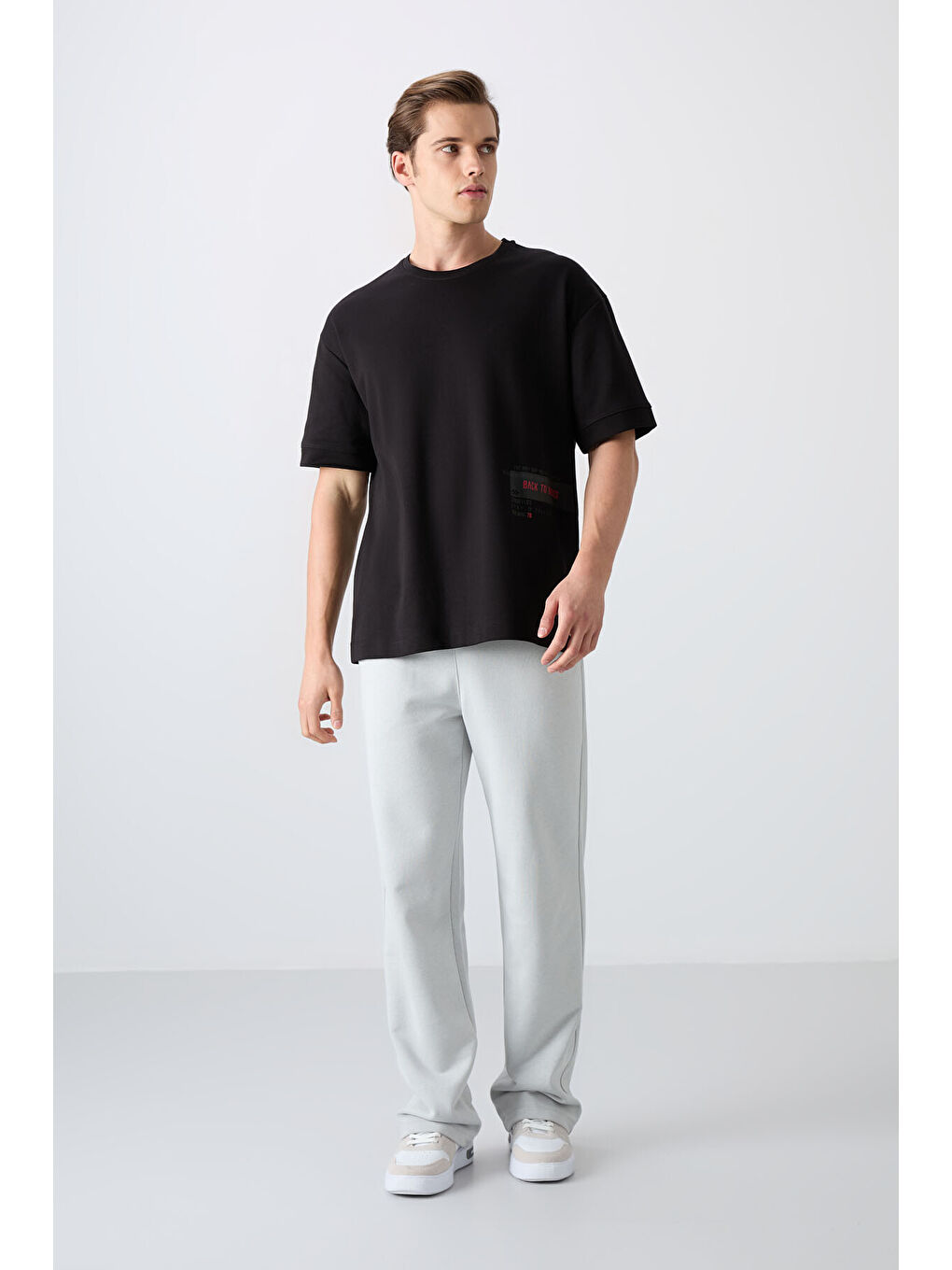 Siyah Pamuklu Kalın Yumuşak Dokulu Oversize Fit Baskılı Erkek Tişört - 88322-1