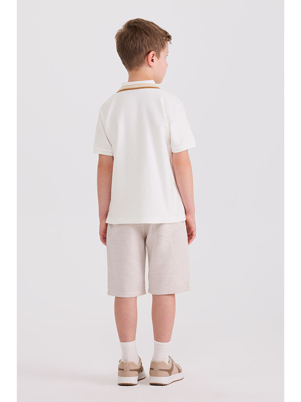 Erkek Çocuk Kısa Kollu Beyaz Tişört-6