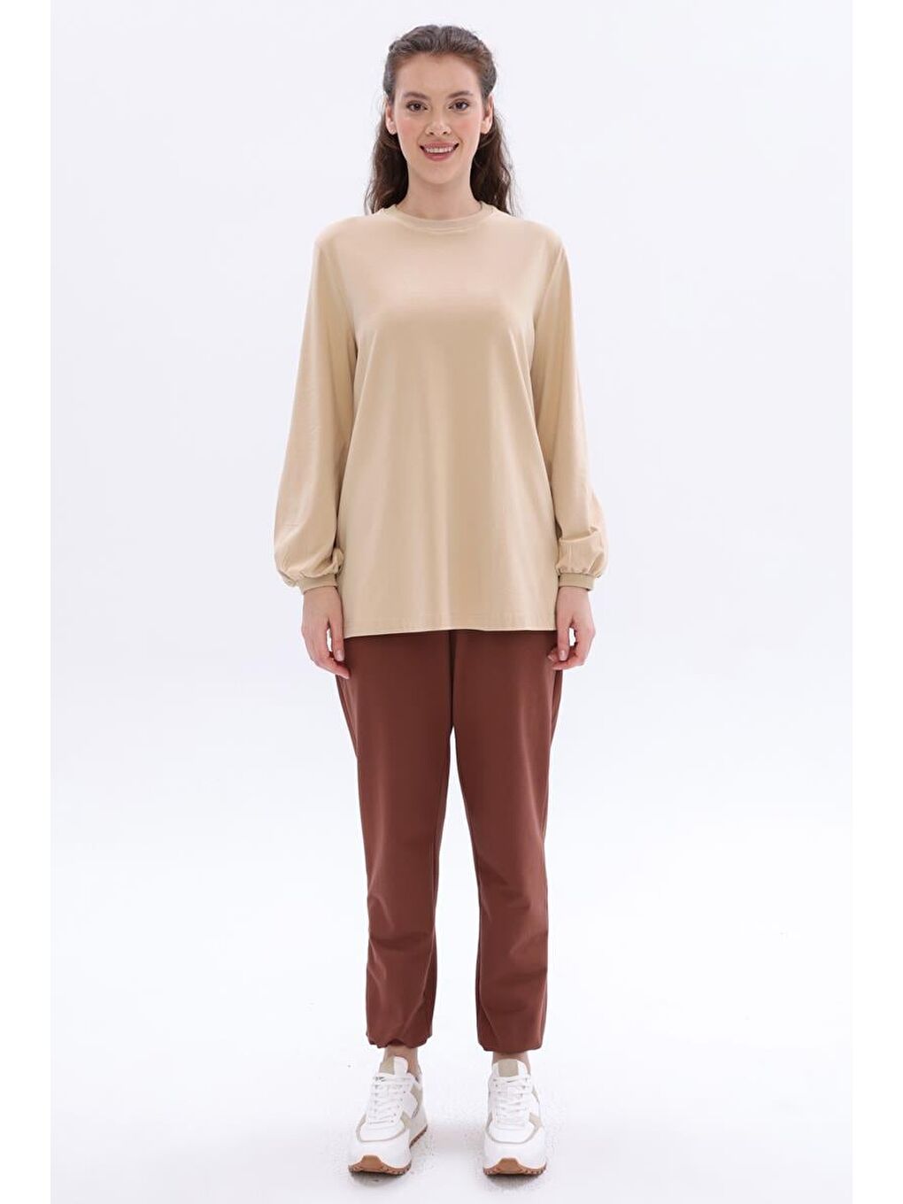 Bej Bisiklet Yaka Kol Ucu Büzgülü Pamuklu Bluz-1