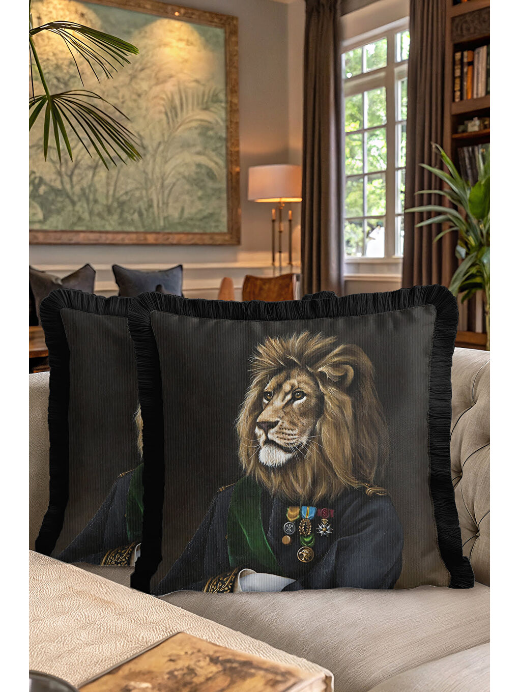 Karışık Asil Portre Saçaklı Yastık Kılıfı - Kral Aslan Bohem Siyah Altın Renkli Püsküllü Kırlent Kılıfı-7