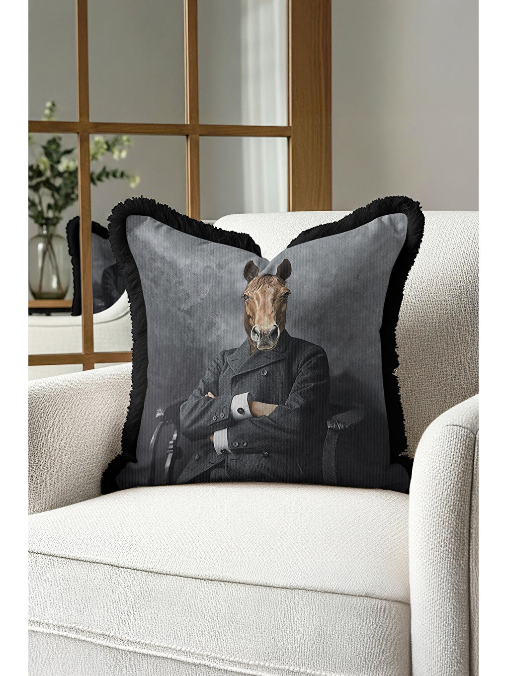 Karışık Klasik Portre Saçaklı Yastık Kılıfı - Maskülen Vizyoner Retro Gri Siyah Püsküllü Kırlent Kılıfı-1