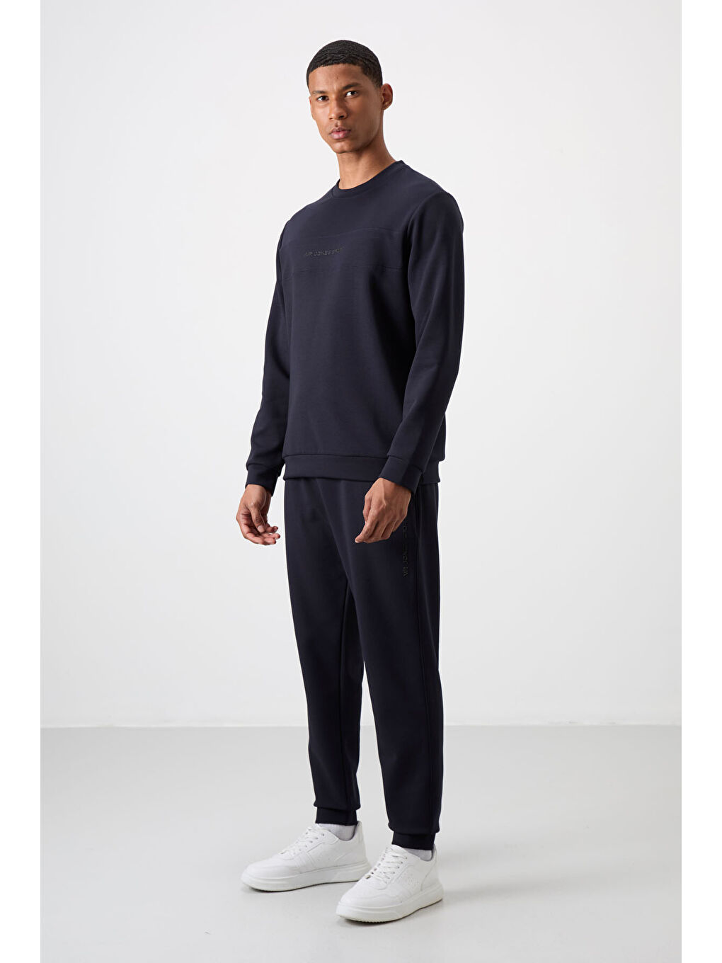 Lacivert Pamuklu Kalın Yumuşak Dokulu Comfort Fit Baskılı Erkek Eşofman Takım - 85253-8