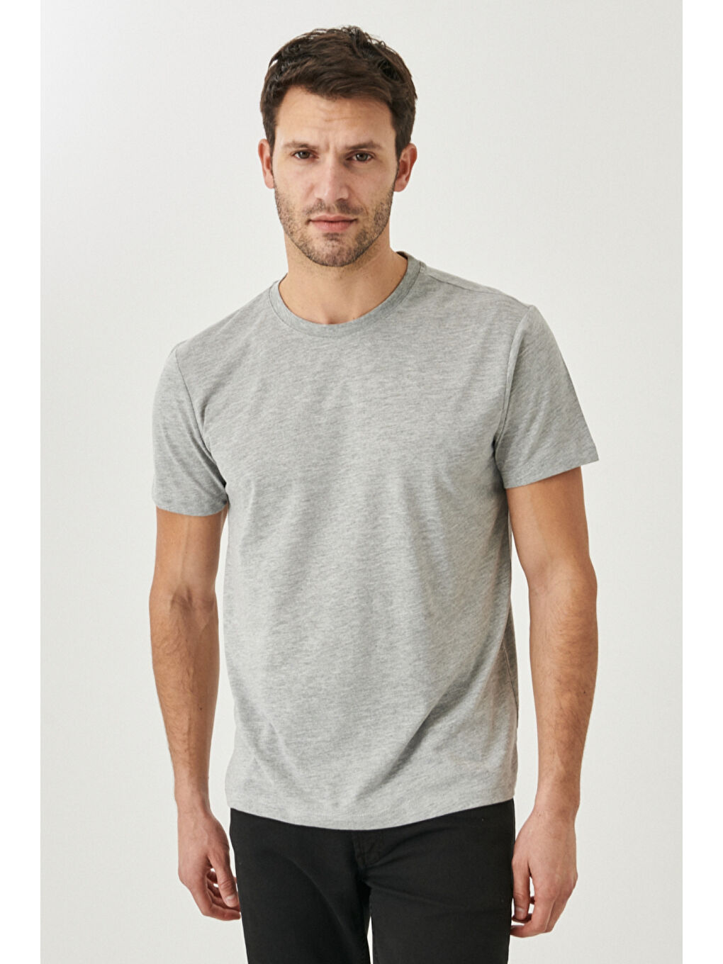 Erkek Gri Melanj Slim Fit Dar Kesim %100 Pamuk Bisiklet Yaka Kısa Kollu Tişört-2