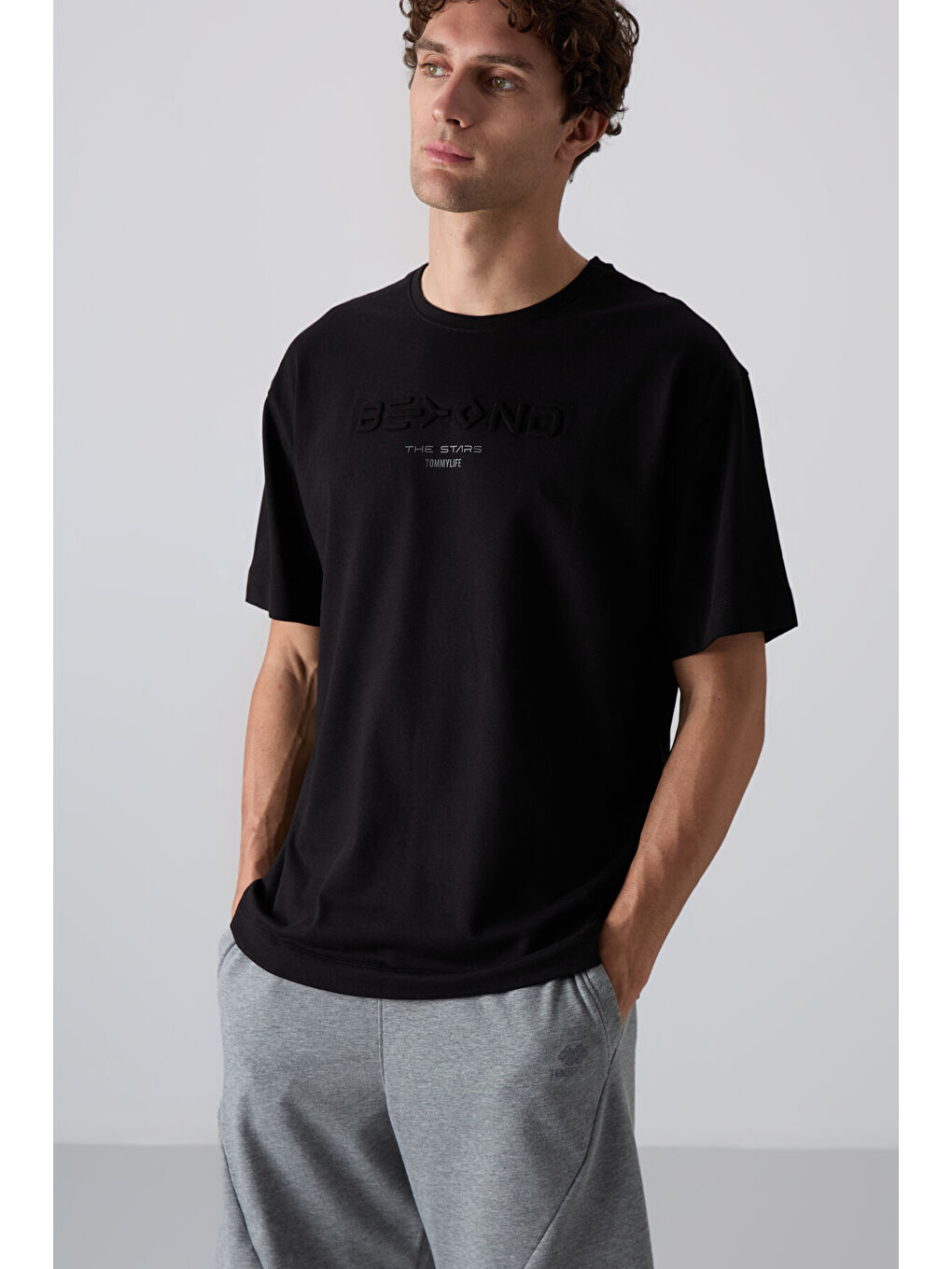 Siyah Pamuklu Kalın Yumuşak Dokulu Oversize Fit Baskılı Erkek Tişört - 88328-1