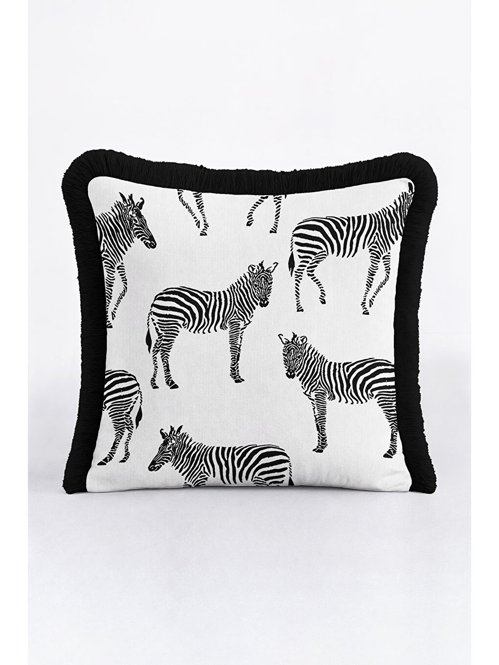 Karışık Zebra Motifli Saçaklı Yastık Kılıfı - Afrika Siyah Beyaz Modern Püsküllü Kırlent Kılıfı-1