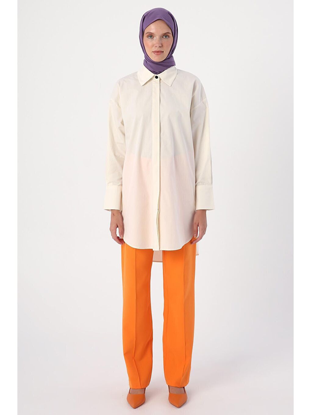 Ekru Yanı Süs Patlı Detaylı Gömlek Tunik-1