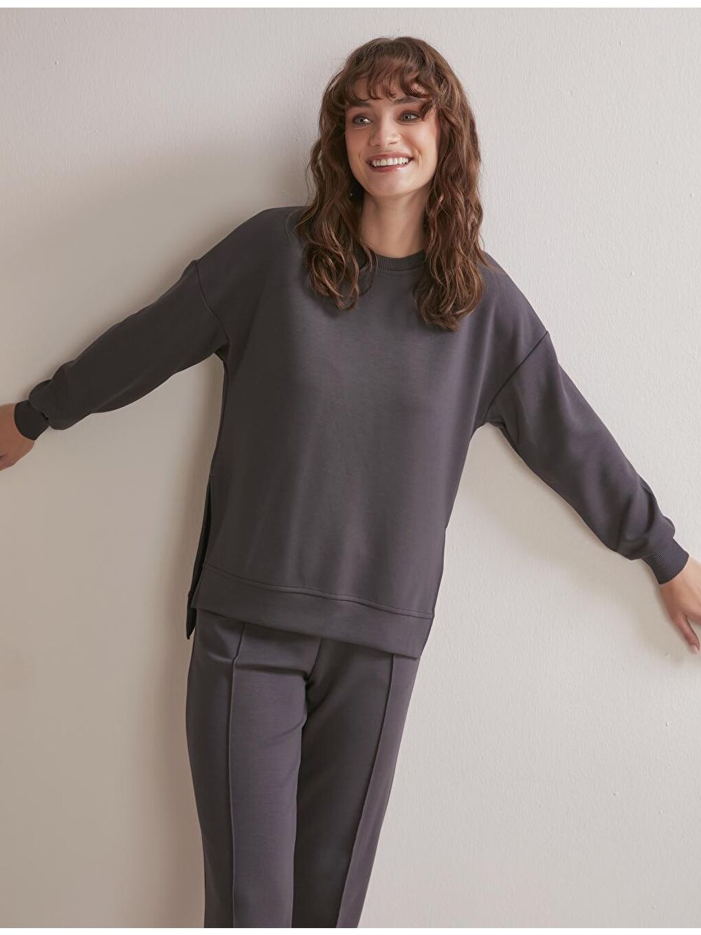 Antrasit Bol Kesim Bisiklet Yaka Uzun Kollu Örme Sweatshirt-2