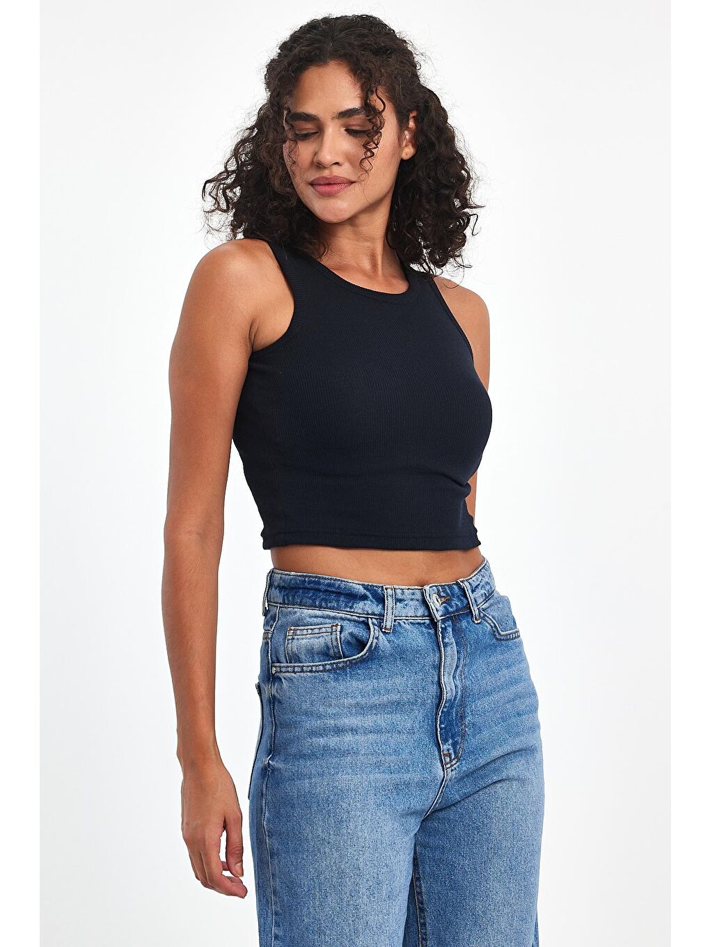 MMETALIC Kadın Lacivert Fitilli Görünümlü Askılı Kalın Esnek Örme Basic Crop Atlet Bluz-1
