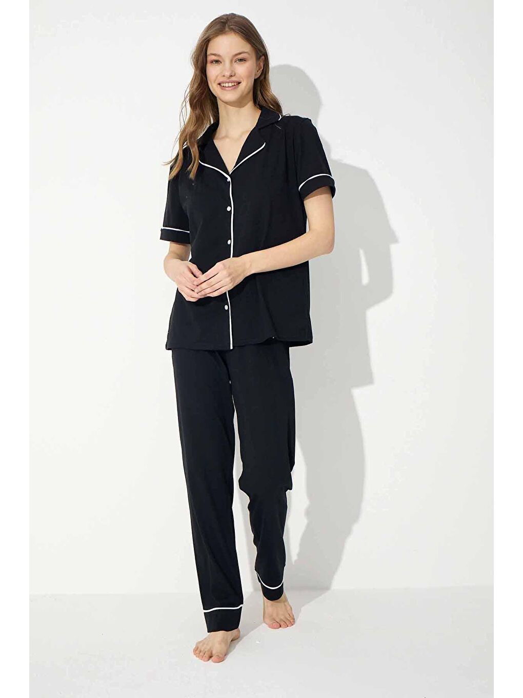 Siyah Kısa Kollu Pamuklu Düğmeli Biyeli Pijama Takım-1