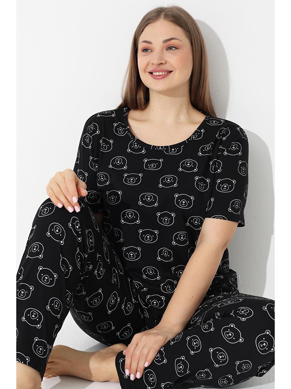 Siyah Ayıcık Desenli Curve Büyük Beden Kısa Kollu Pamuklu Pijama Takımı