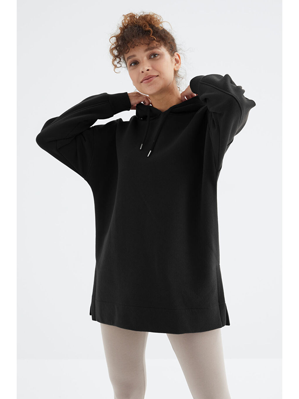 Siyah Reglan Kol Basic Kapüşonlu Oversize Tunik - 97242-2