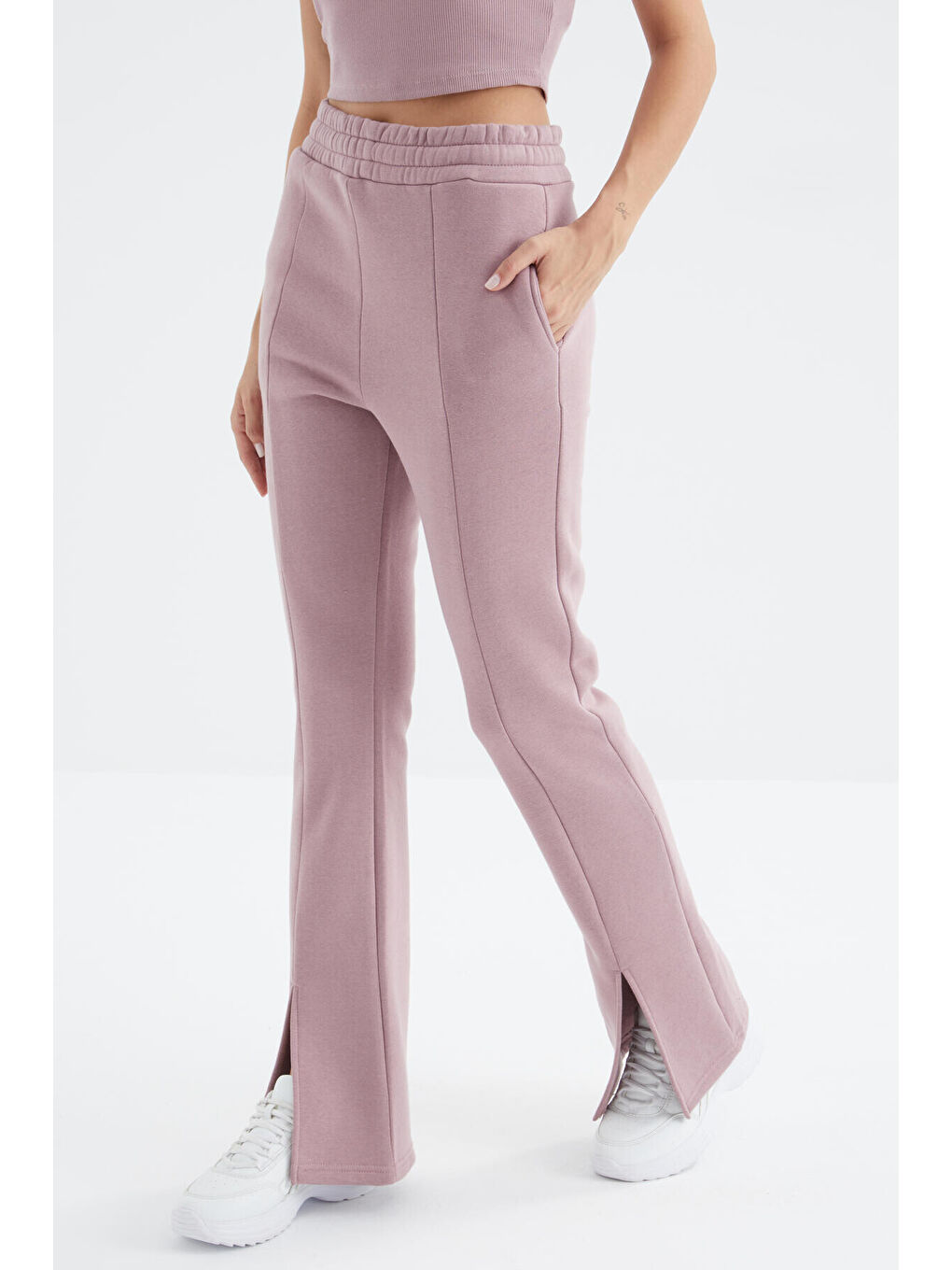 Pembe Gül Kurusu Yüksek Bel Ön Yırtmaç Detaylı Yan Cepli Rahat Form Kadın Eşofman Alt - 94625-1