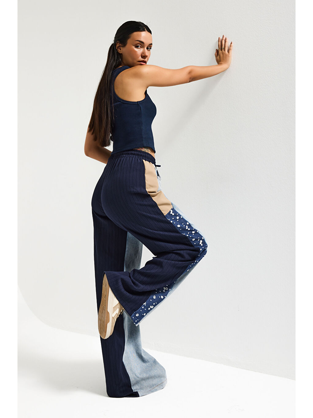 Mavi Kadın Jean Rengi Kumaş Denim Parçalı Bol Kesim Tasarım Denim Pantolon-2