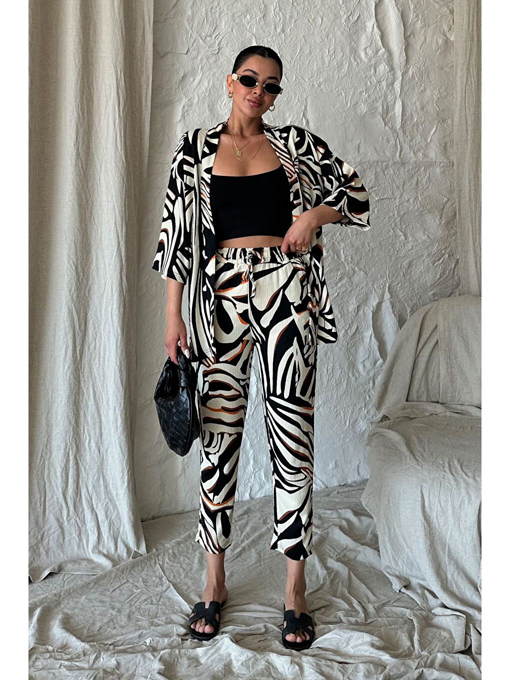 Kahverengi Kadın Renkli Zebra Desenli Pantolonlu Kimono Alt Üst Takım-1
