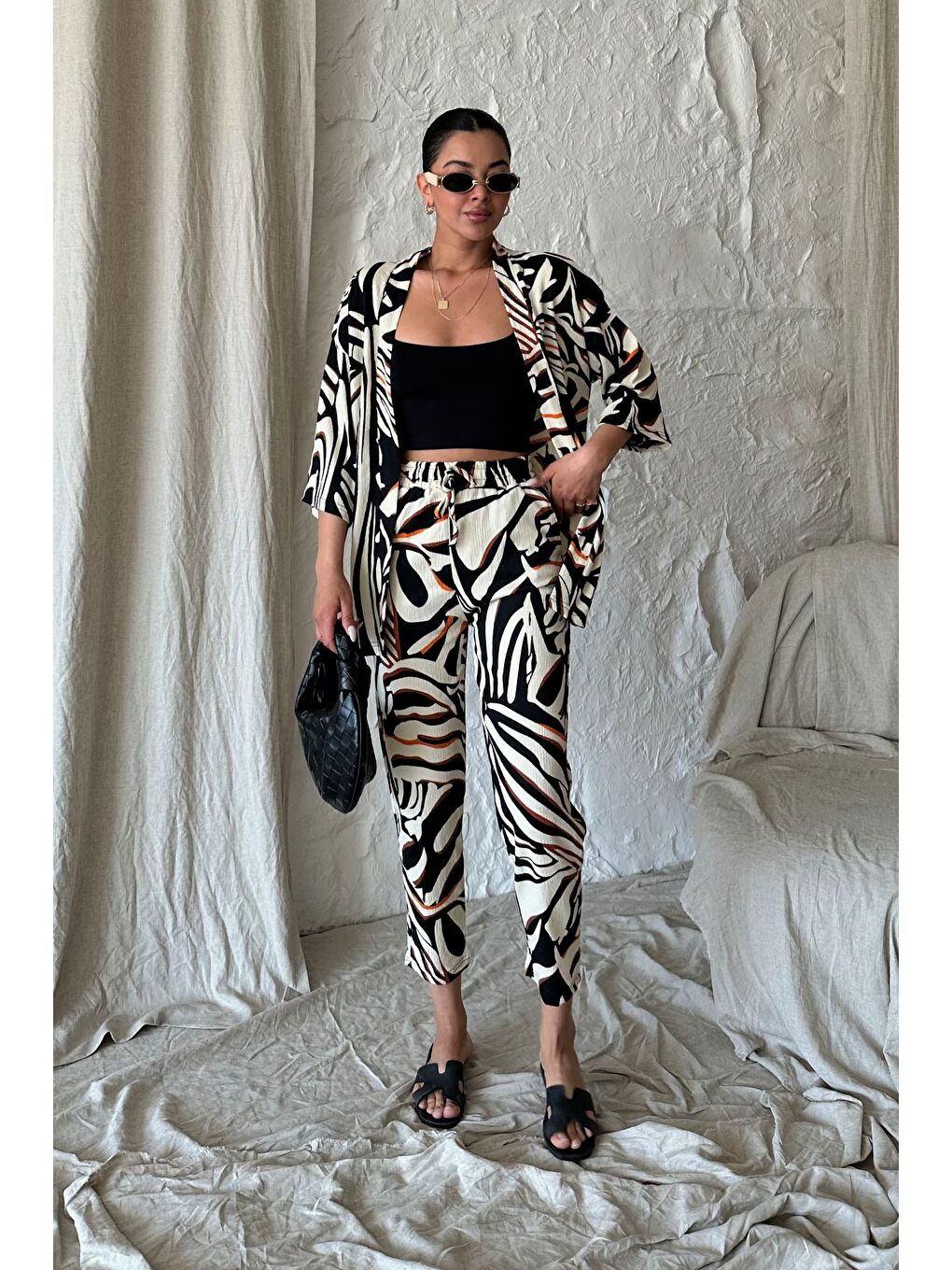 Kahverengi Kadın Renkli Zebra Desenli Pantolonlu Kimono Alt Üst Takım-2