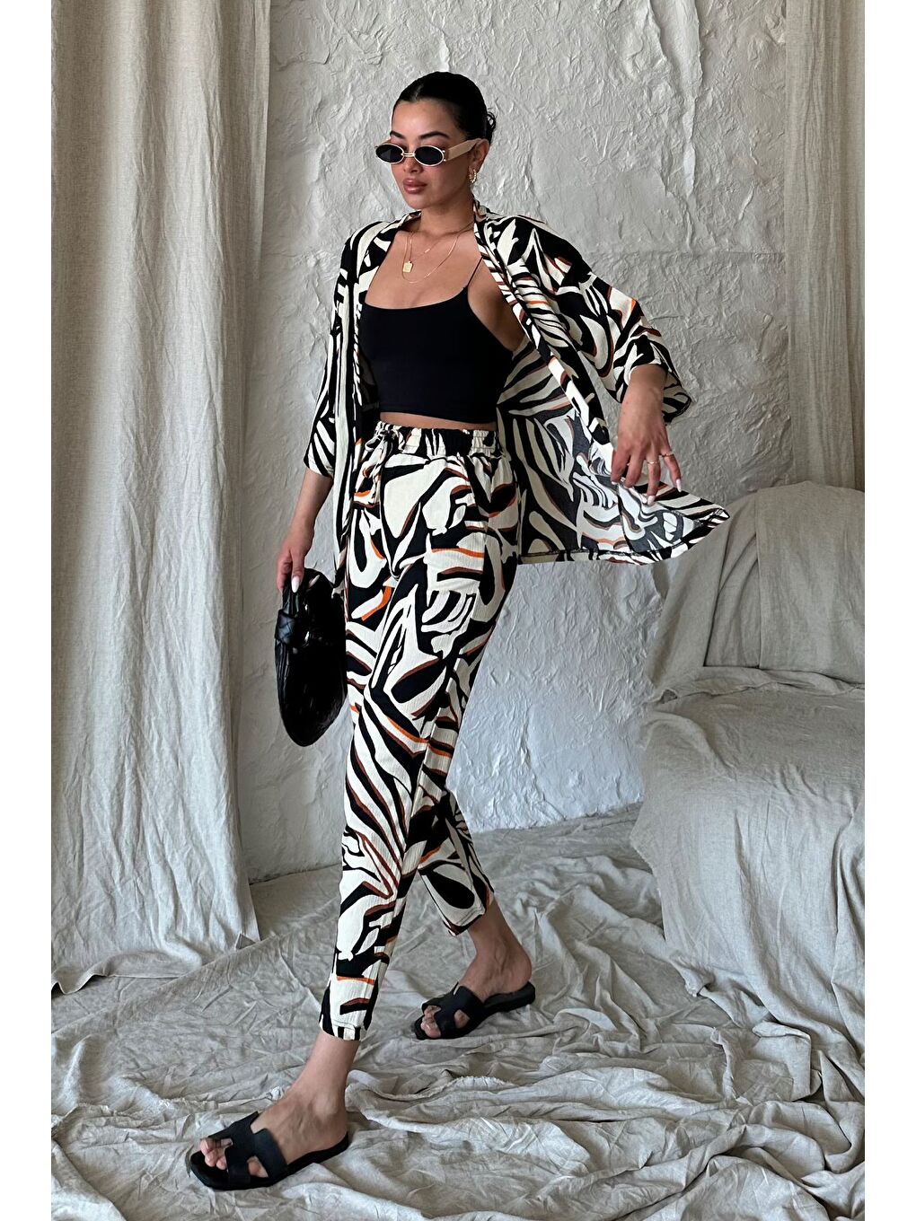 Kahverengi Kadın Renkli Zebra Desenli Pantolonlu Kimono Alt Üst Takım-4