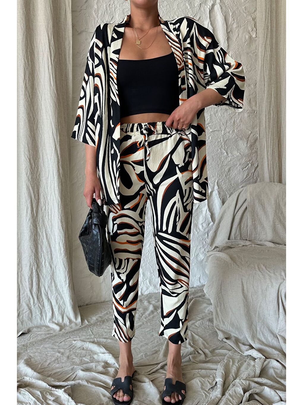 Kahverengi Kadın Renkli Zebra Desenli Pantolonlu Kimono Alt Üst Takım-5