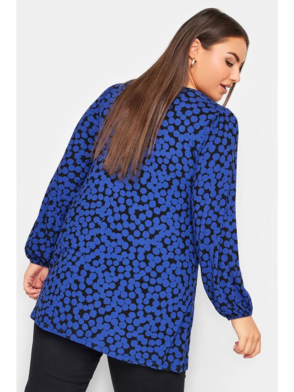 Mavi Büyük Beden V Yaka Uzun Kollu Bilekleri Lastikli Eteği Fırfırlı Elastanlı Bluz 321227-4