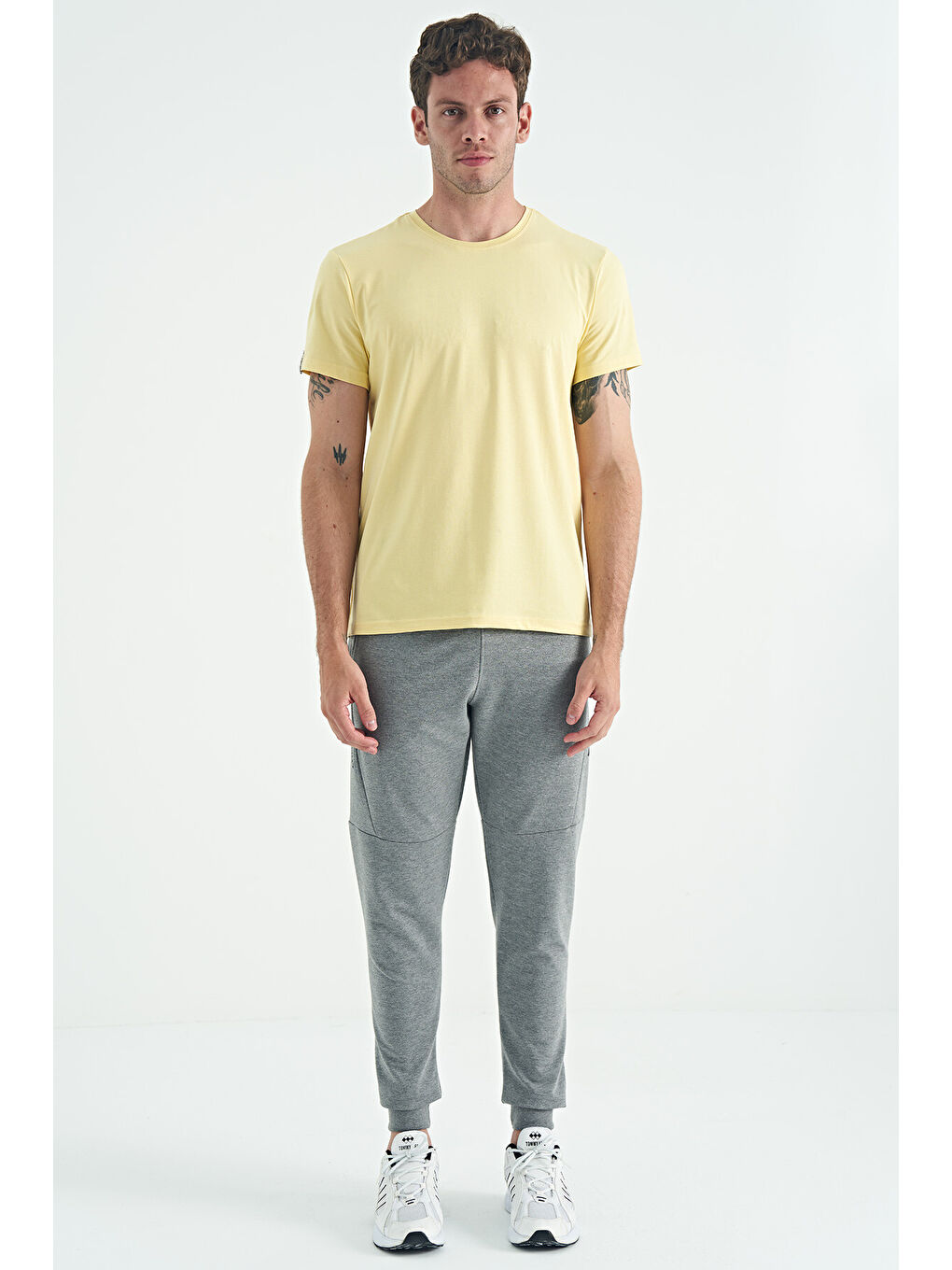 Calvin Sarı Basic Erkek Tişört - 88245-1