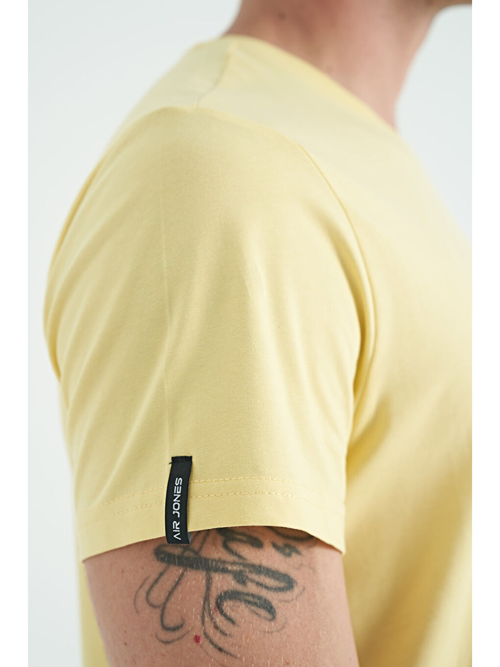 Calvin Sarı Basic Erkek Tişört - 88245-4