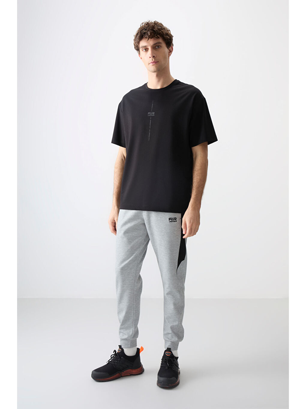 Siyah Pamuklu Kalın Yumuşak Dokulu Oversize Fit Baskılı Erkek Tişört - 88373-2