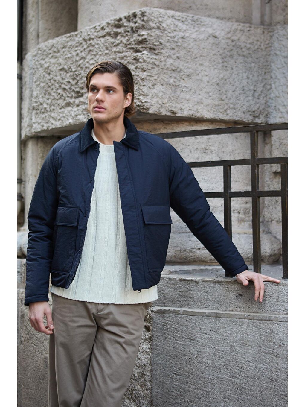 Su Geçirmez Kapitone Lacivert Ceket Kadife Yaka Detaylı Mont-1