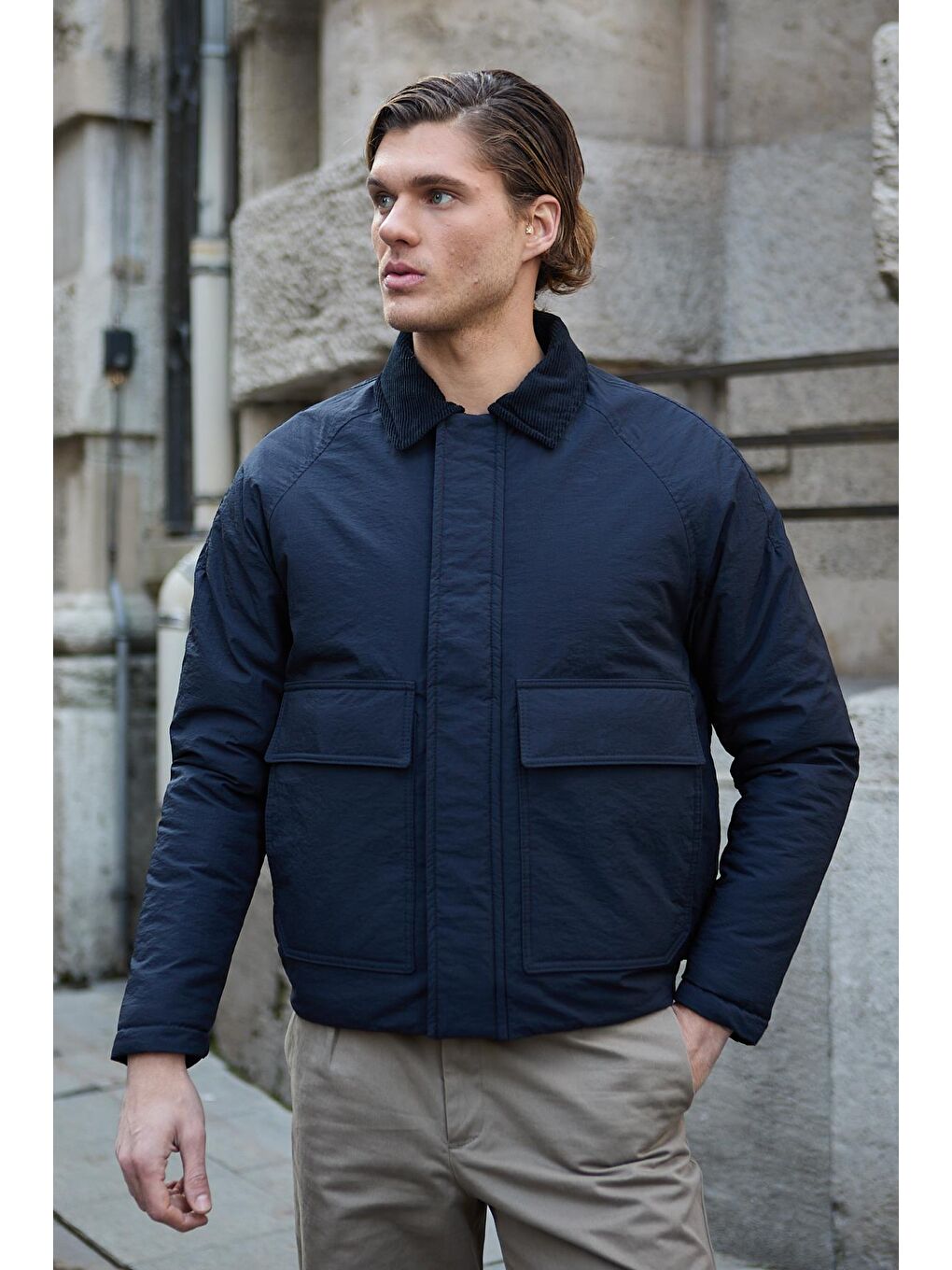 Su Geçirmez Kapitone Lacivert Ceket Kadife Yaka Detaylı Mont-3