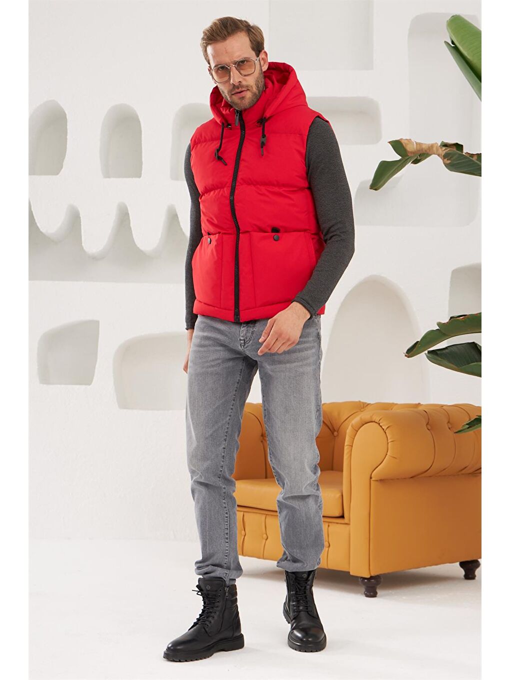 Erkek Çıkarılabilir Kapüşonlu Spor Şişme Yelek Kırmızı-1