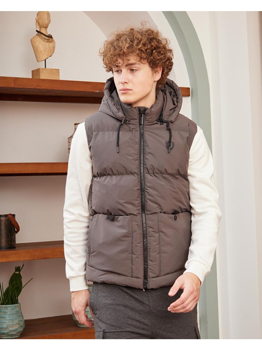 Erkek Çıkarılabilir Kapüşonlu Spor Şişme Yelek Antrasit