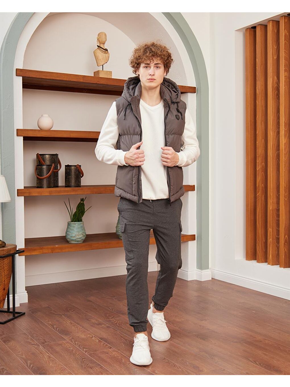 Erkek Çıkarılabilir Kapüşonlu Spor Şişme Yelek Antrasit-3