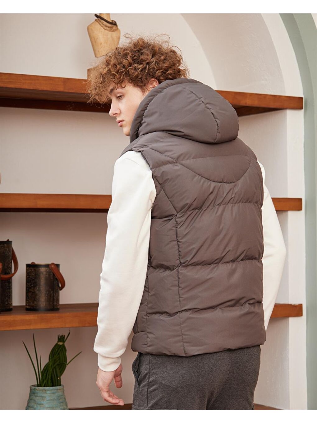 Erkek Çıkarılabilir Kapüşonlu Spor Şişme Yelek Antrasit-5