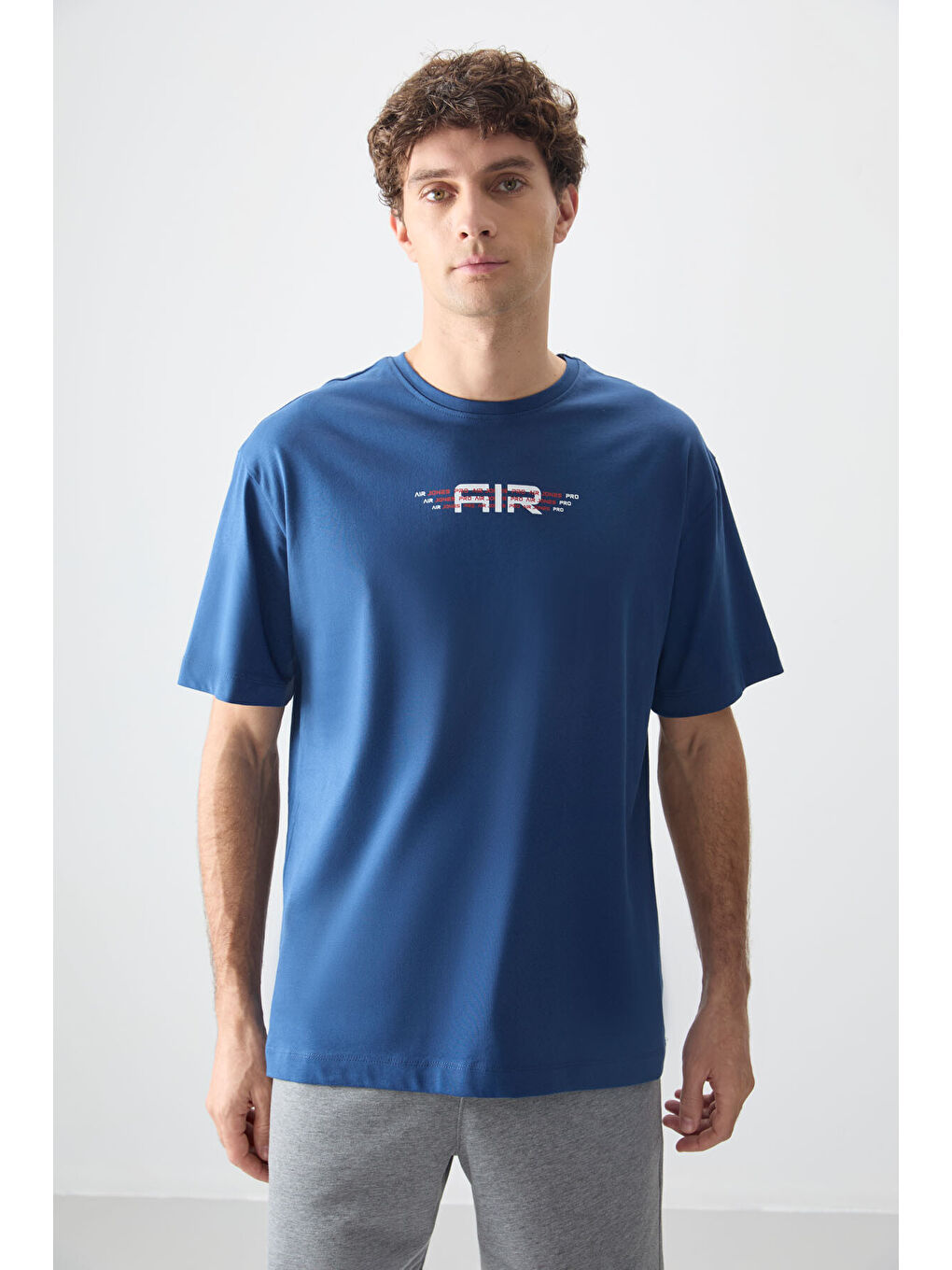 Mavi %100 Pamuk Kalın Yumuşak Dokulu Oversize Fit Baskılı Erkek Tişört-3