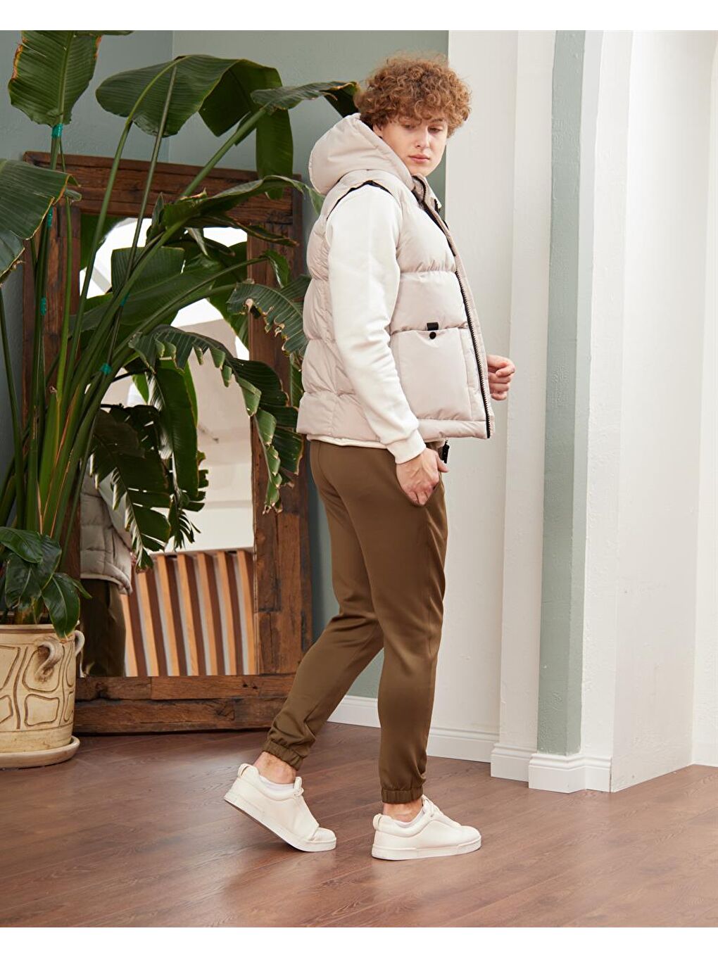 Bej Erkek Çıkarılabilir Kapüşonlu Spor Şişme Yelek Taş-3