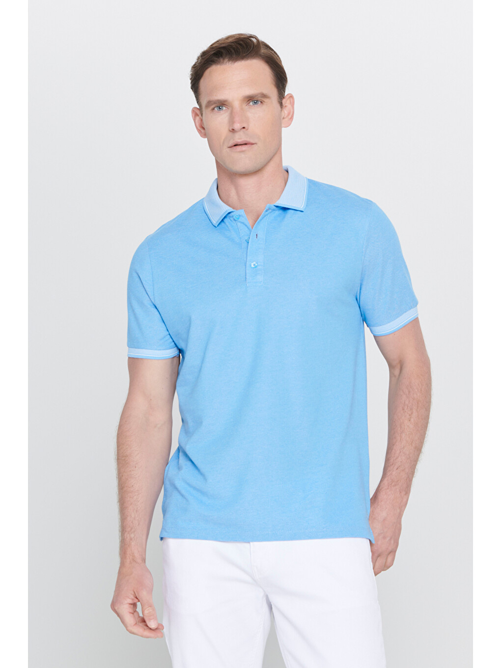 Erkek Mavi Slim Fit Dar Kesim Kıvrılmaz Polo Yaka Kısa Kollu Tişört-1