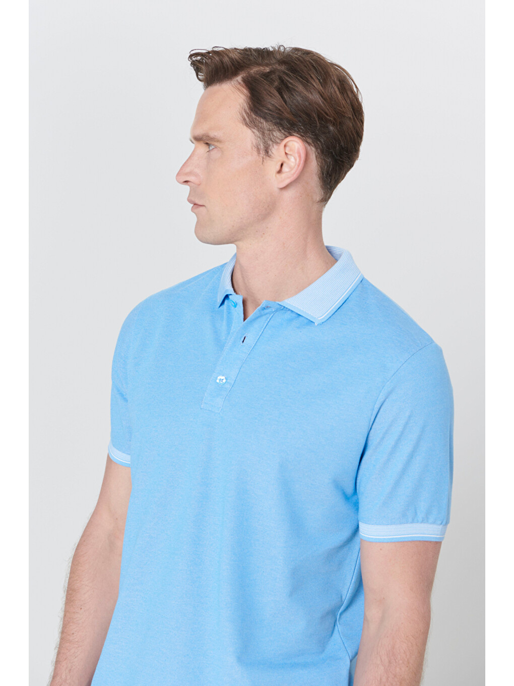 Erkek Mavi Slim Fit Dar Kesim Kıvrılmaz Polo Yaka Kısa Kollu Tişört-6