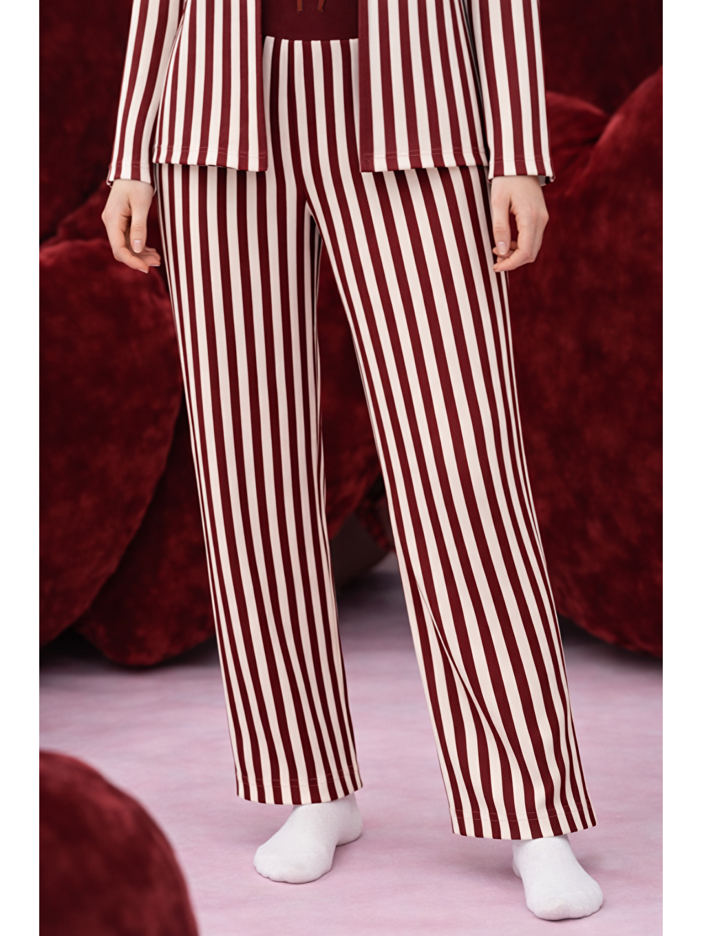 Bordo Sevgililer Günü Temalı 3'lü Çizgili Pamuklu Pijama Takımı-3