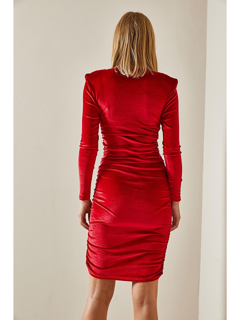 Kırmızı V Yaka Vatkalı Kadife Elbise 4KXK6-47610-04-4