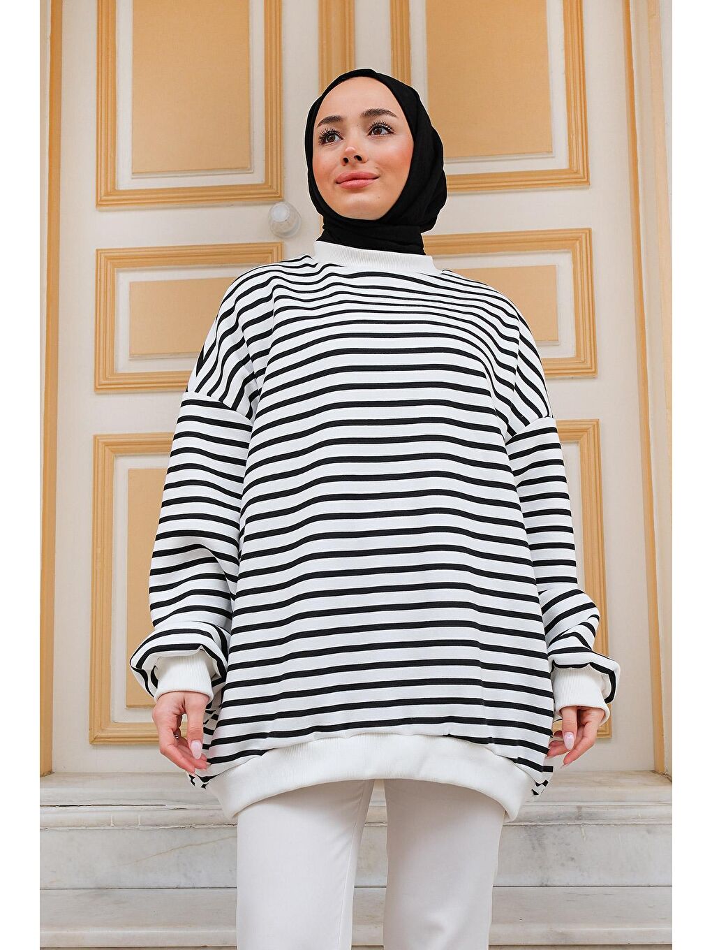 Kadın Çizgili Sweat Siyah-2