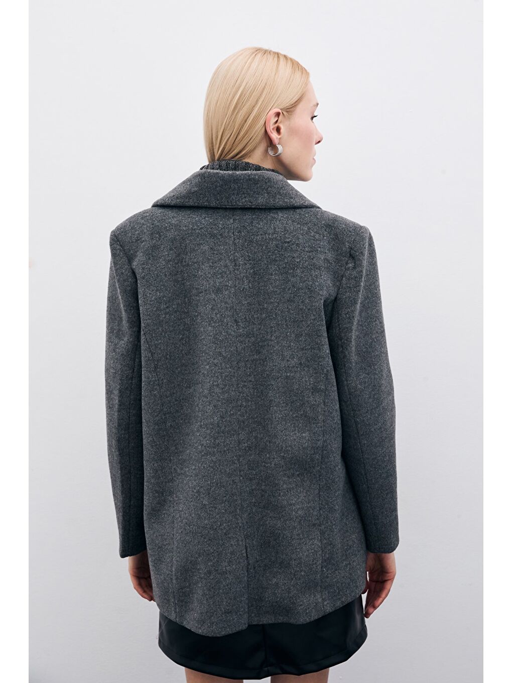 Düğmeli Kaşe Ceket - Siyah-3