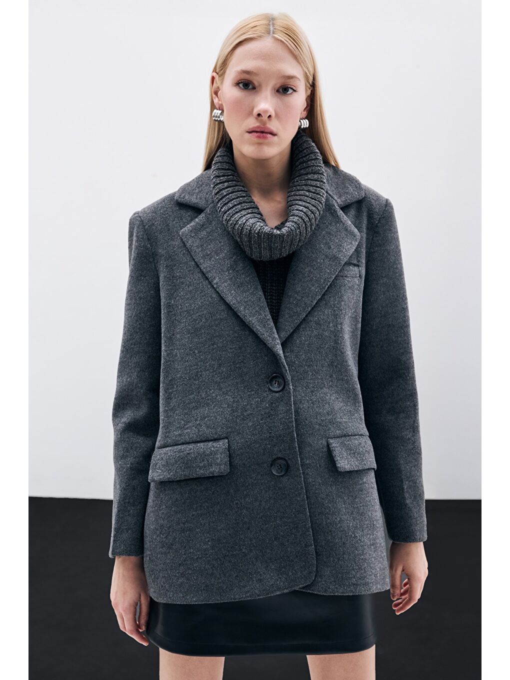 Düğmeli Kaşe Ceket - Siyah-6