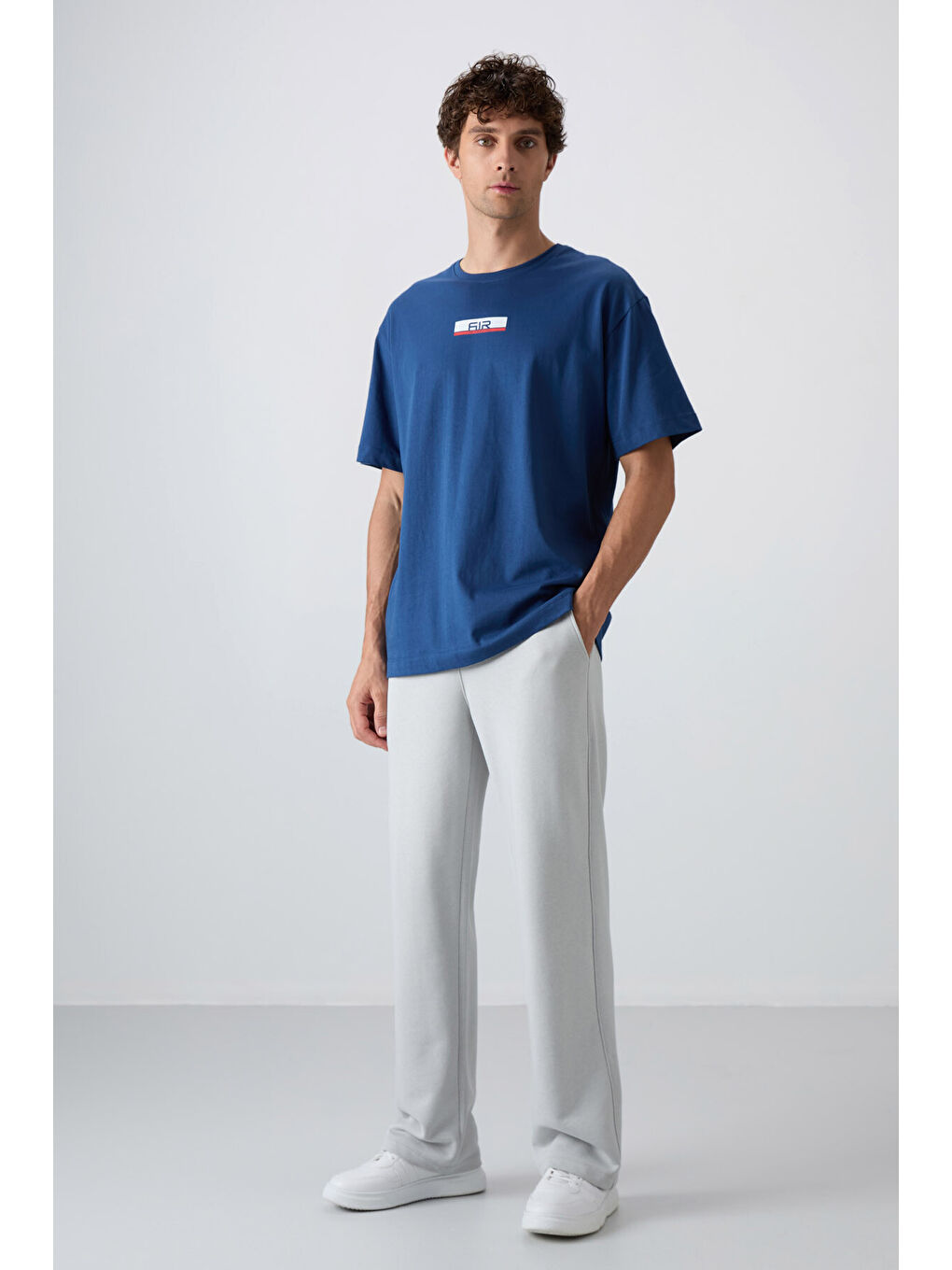 Mavi %100 Pamuk Kalın Yumuşak Dokulu Oversize Fit Baskılı Erkek Tişört - 88359-2