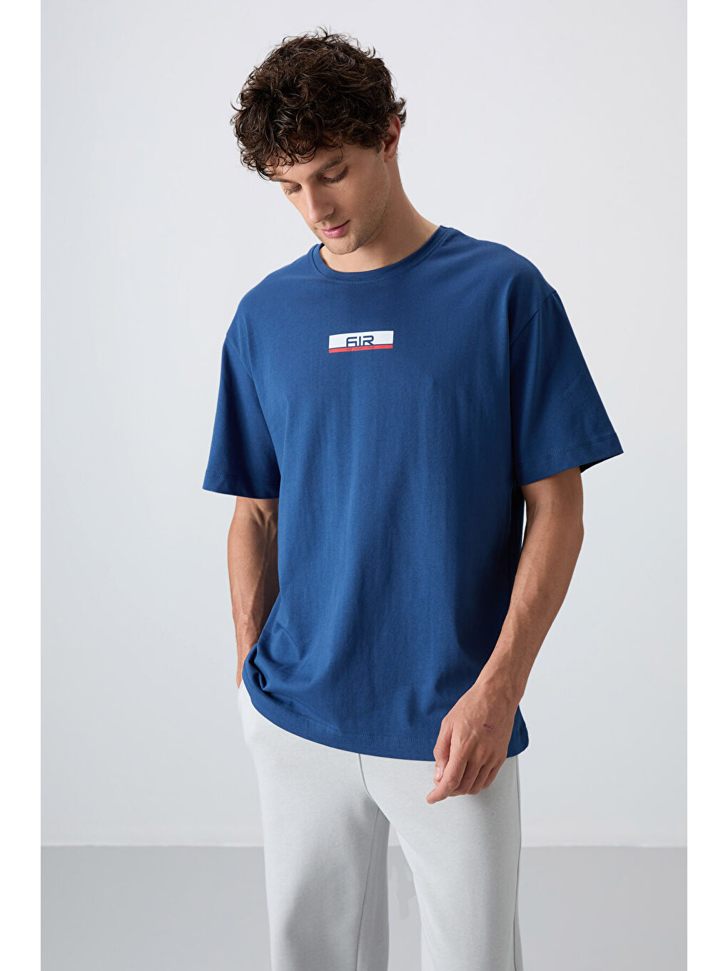 Mavi %100 Pamuk Kalın Yumuşak Dokulu Oversize Fit Baskılı Erkek Tişört - 88359-3