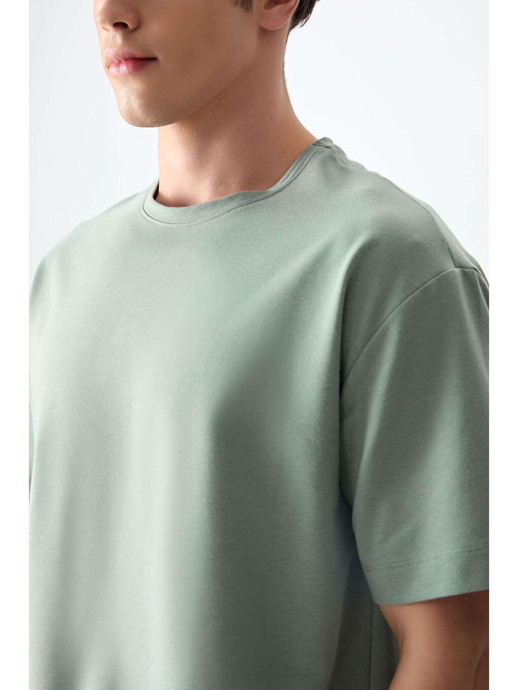 Açık Yeşil Pamuklu Kalın Yumuşak Dokulu Oversize Fit Basic Erkek Tişört -88377-2