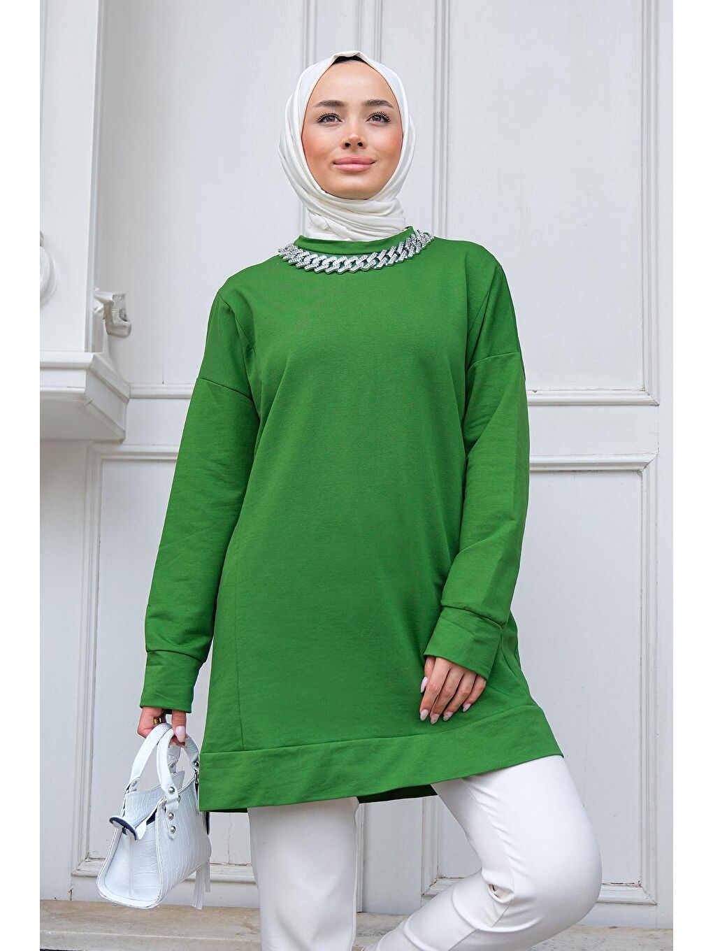 Bisiklet Yaka Kolyeli Tunik Zümrüt Yeşil