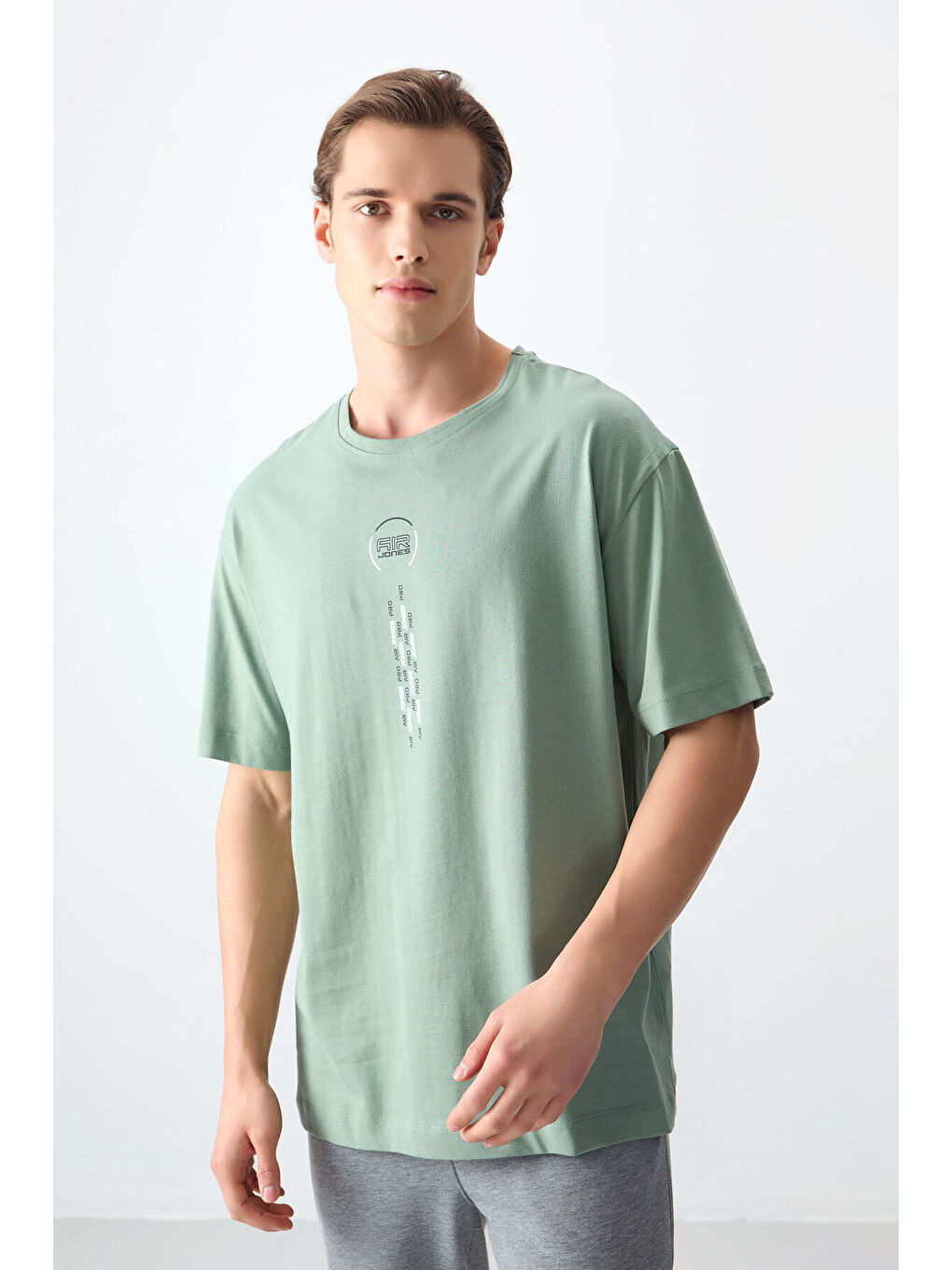 Açık Yeşil %100 Pamuk Kalın Yumuşak Dokulu Oversize Fit Baskılı Erkek Tişört -88355-3