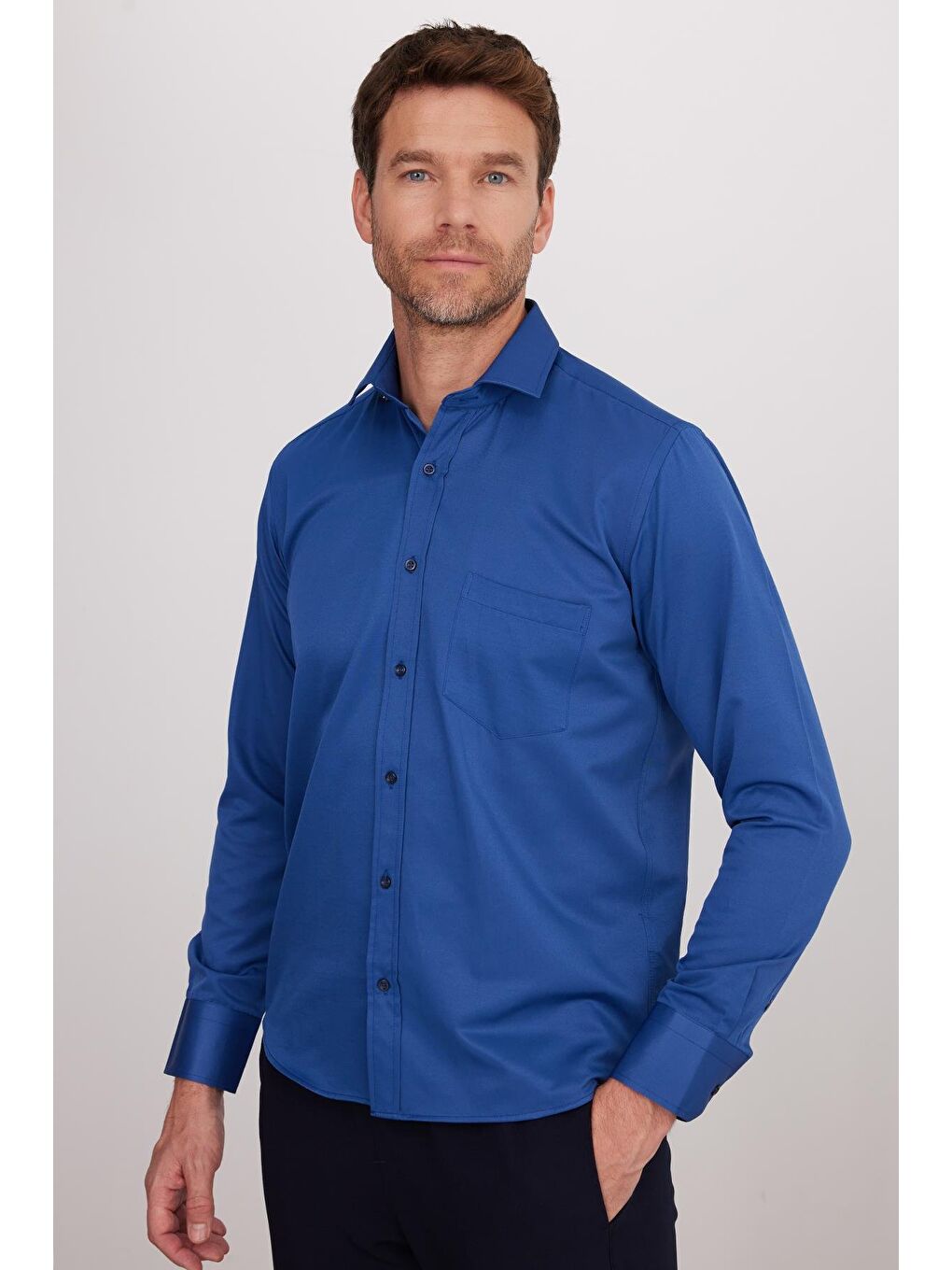 Erkek Regular Fit Klasik Kesim Pamuklu Düz İndigo Gömlek-4