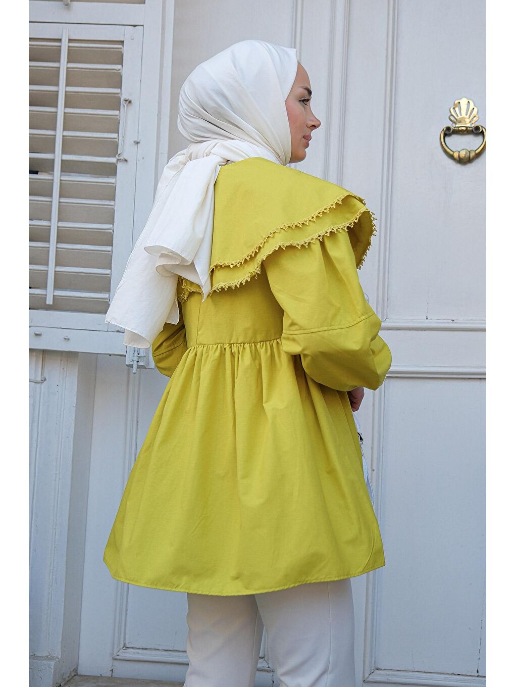 Yakası Nakış Detaylı Gömlek  Yağ Yeşil-2