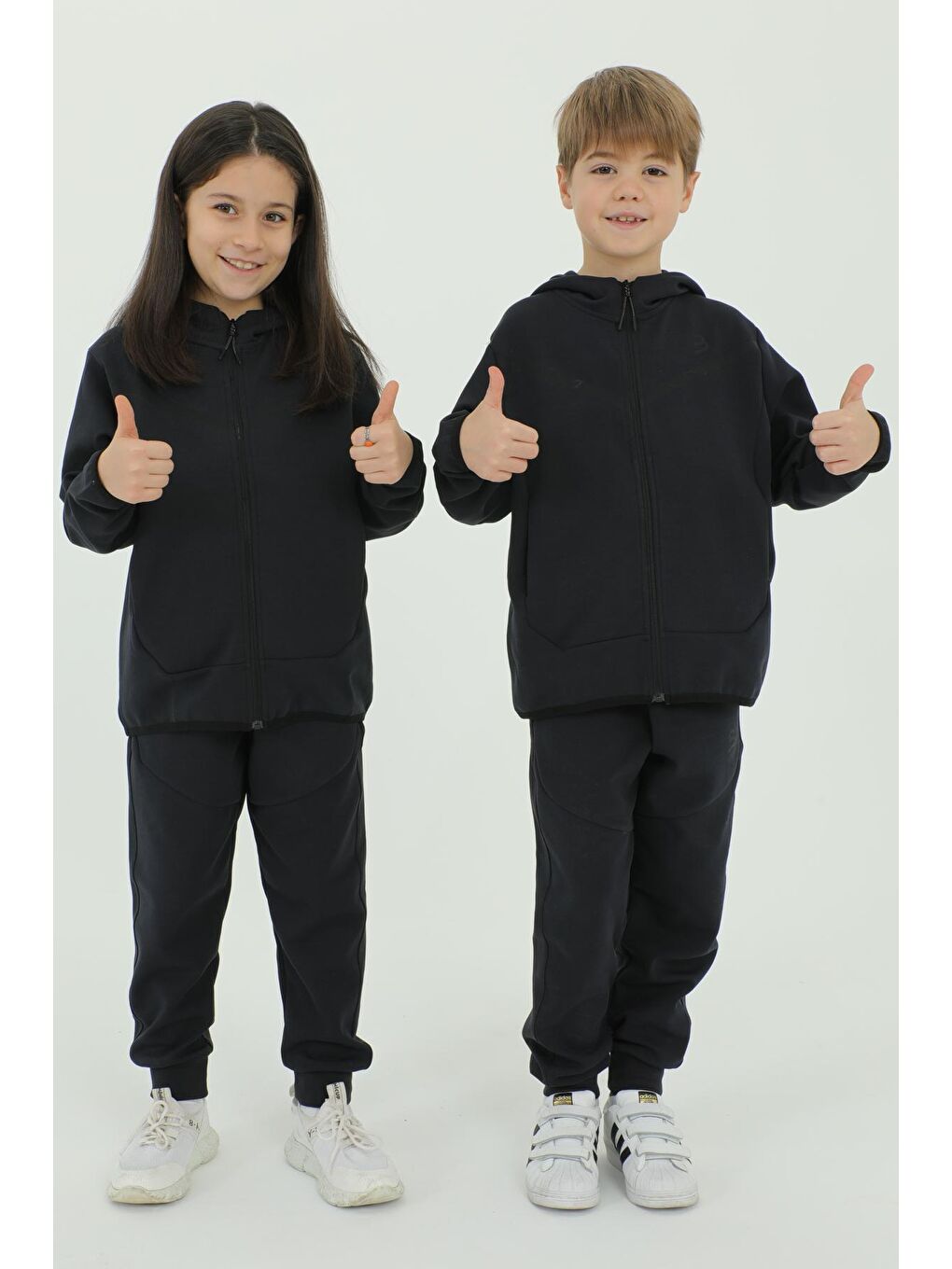 Lacivert Kapüşonlu Şerit Baskı Detaylı Erkek Çocuk Eşofman Takımı